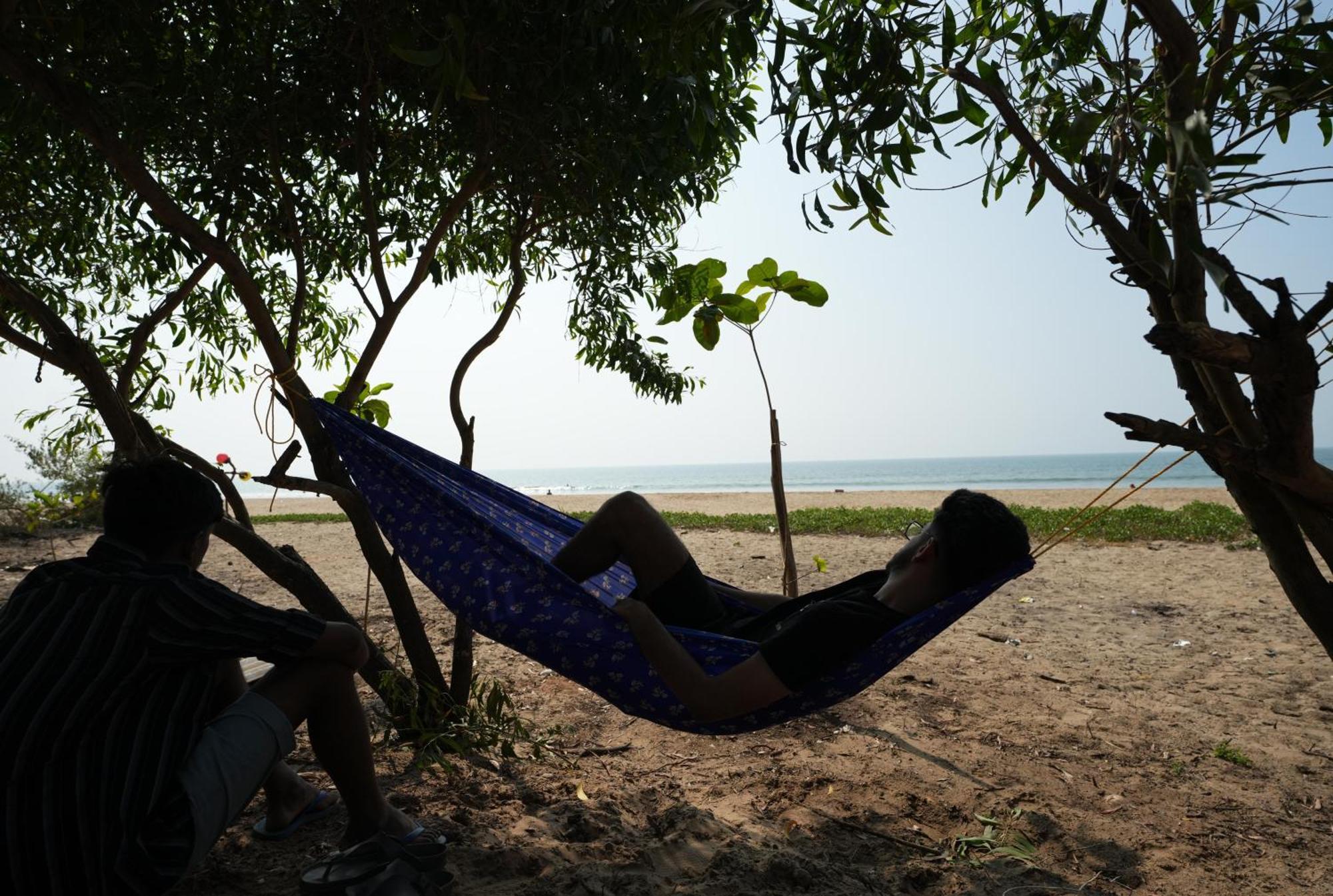 Borrbo Beach Hostel Gokarna Exterior photo